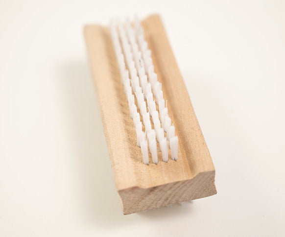 Everyday Nail Brush With Dual Fill - Medium Stiff